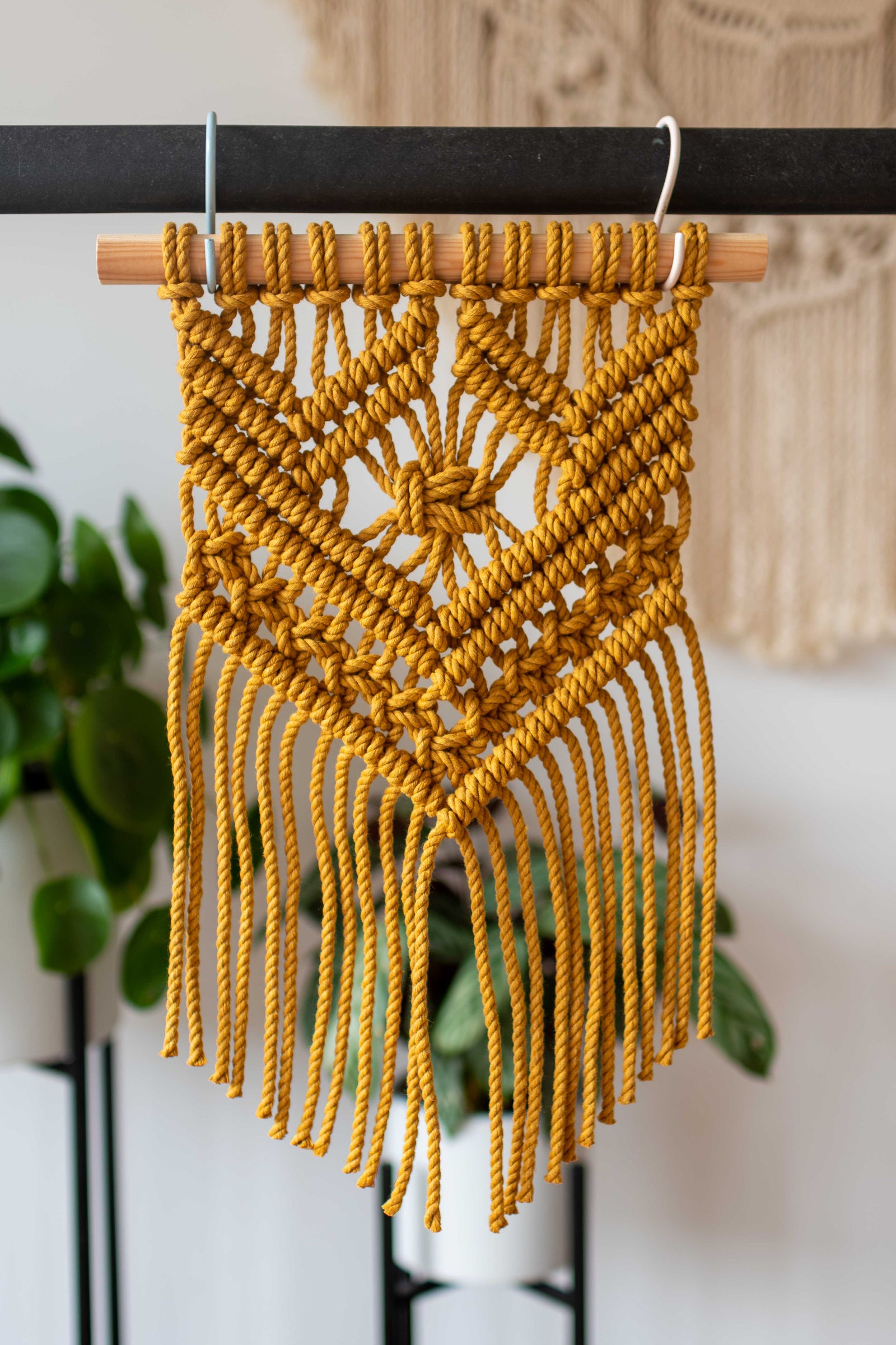 Hanging macrame sales