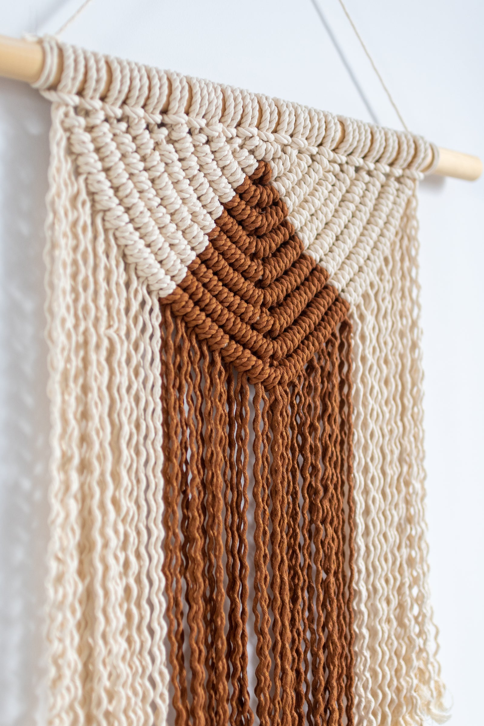 Pattern - Circular Macrame Wall Hanging 'Luna'