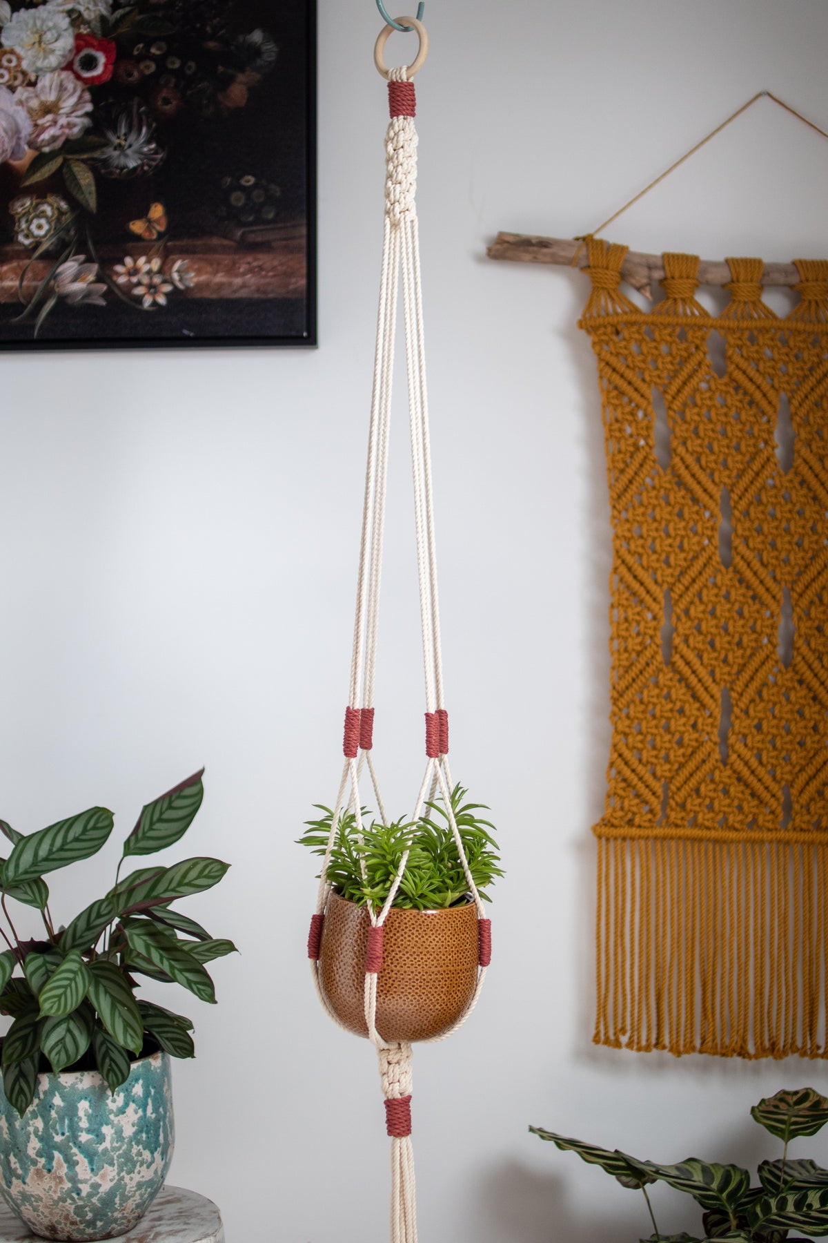 Crown Knot Macrame Plant Hanger - White with blue details - 40&quot; (100cm) in Length