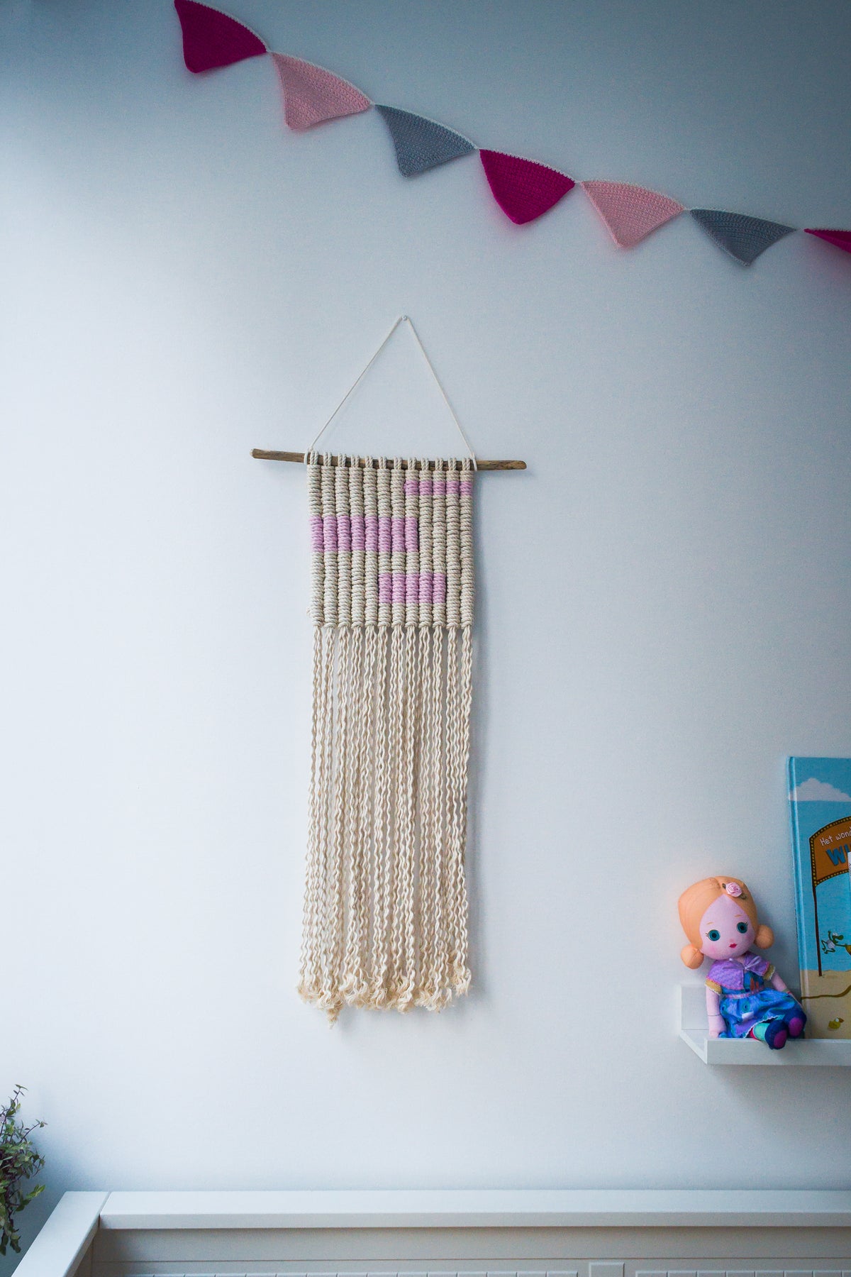 Macrame wall hanging